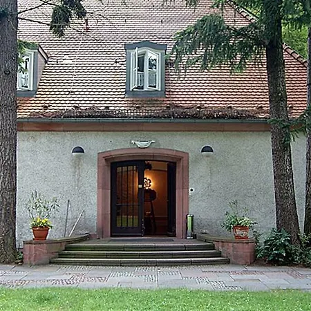 イン Gaestehaus Der Polizei