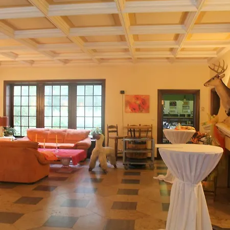 Gaestehaus Der Polizei Inn